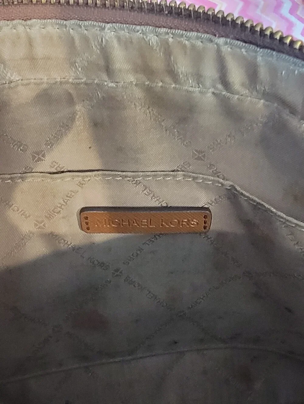 Michael Kors Jet Set Signature Logo Crossbody Bag Vanilla Acorn Brown